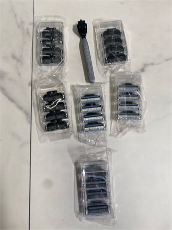 Amazon Basics 5-Blade Razor with Refills