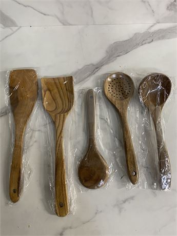 Wooden Kitchen Utensil Set