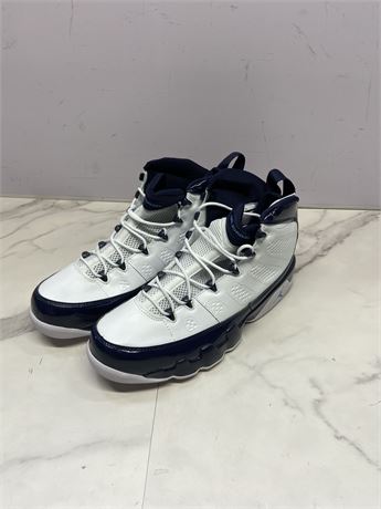 (Size 12) Men Air Jordan Sneakers