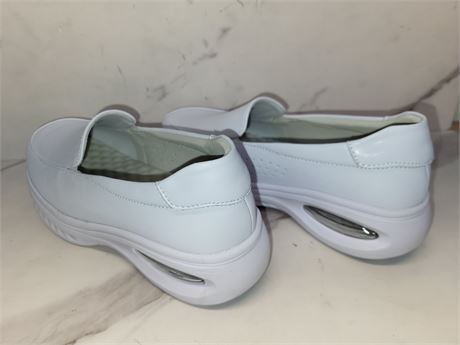 Approx Size 6.5 White Slip-On Sneakers