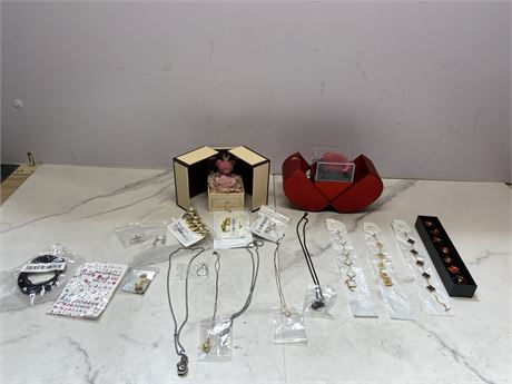 Lot of Jewelry and Decorative Items