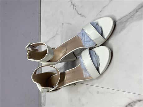 Size 7.5–White High Heel Sandals