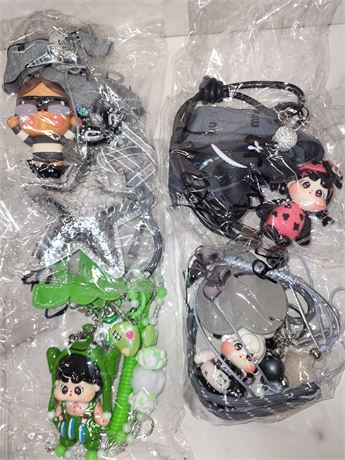 Lot of 4 Keychain Sets