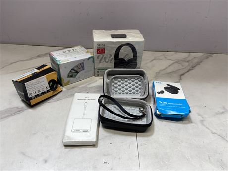 Electronics and Accessories Lot
