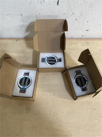 Lot of 3 Magnetic Phone Stands