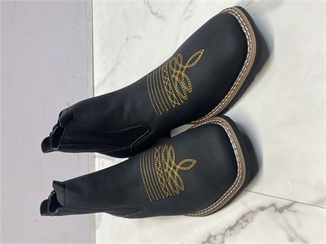 Size 8 Black Western Ankle Boots