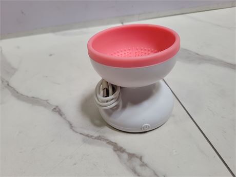 Silicone Facial Cleansing Brush